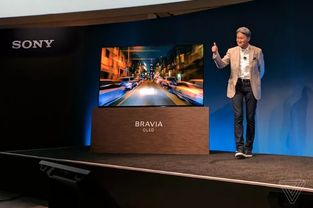 柔宇科技助力伯亿传媒 发布柔性电梯广告屏